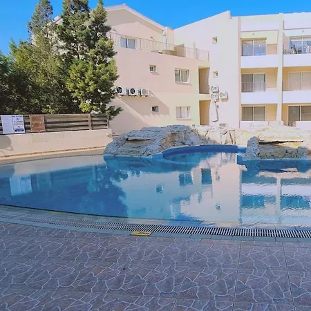 Maria Paralimni
